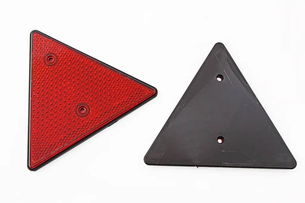 Відбивач на причіп трикутн. "Stark" під болти червоний, фото 1