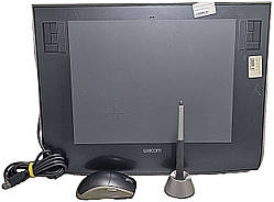 Графічний планшет Б/У Wacom PTZ-930