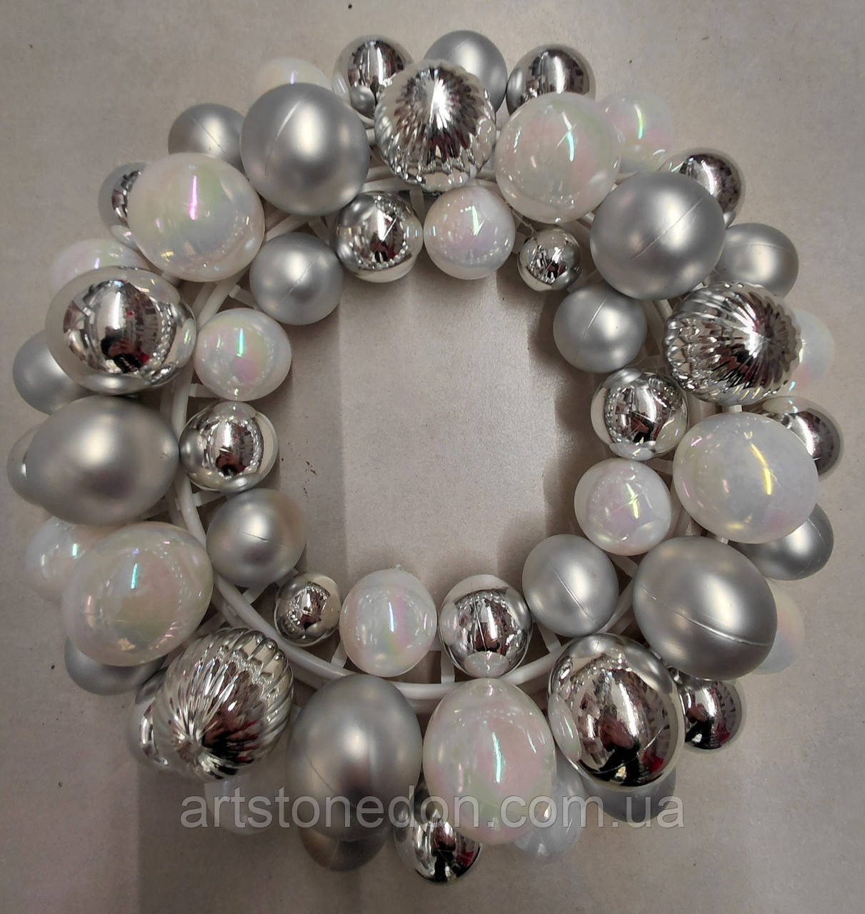 Новорічний вінок із срібних кульок — 35×35×8 см, фото 1