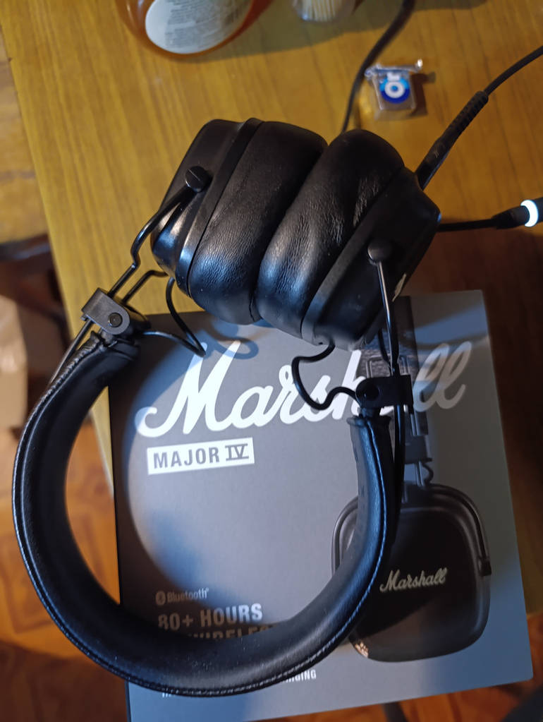 Бездротові Навушники Marshall Major IV Чорні - фото покупців 1