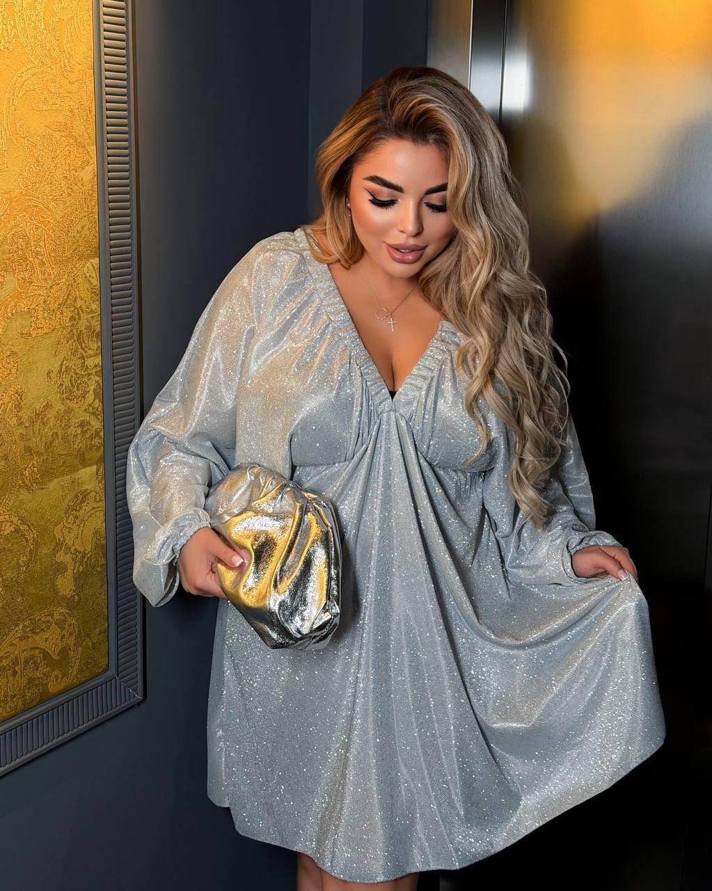 Стильна святкова сяюча простора сукня-туніка з пишними рукавами та глибоким декольте, батал великі розміри, фото 1