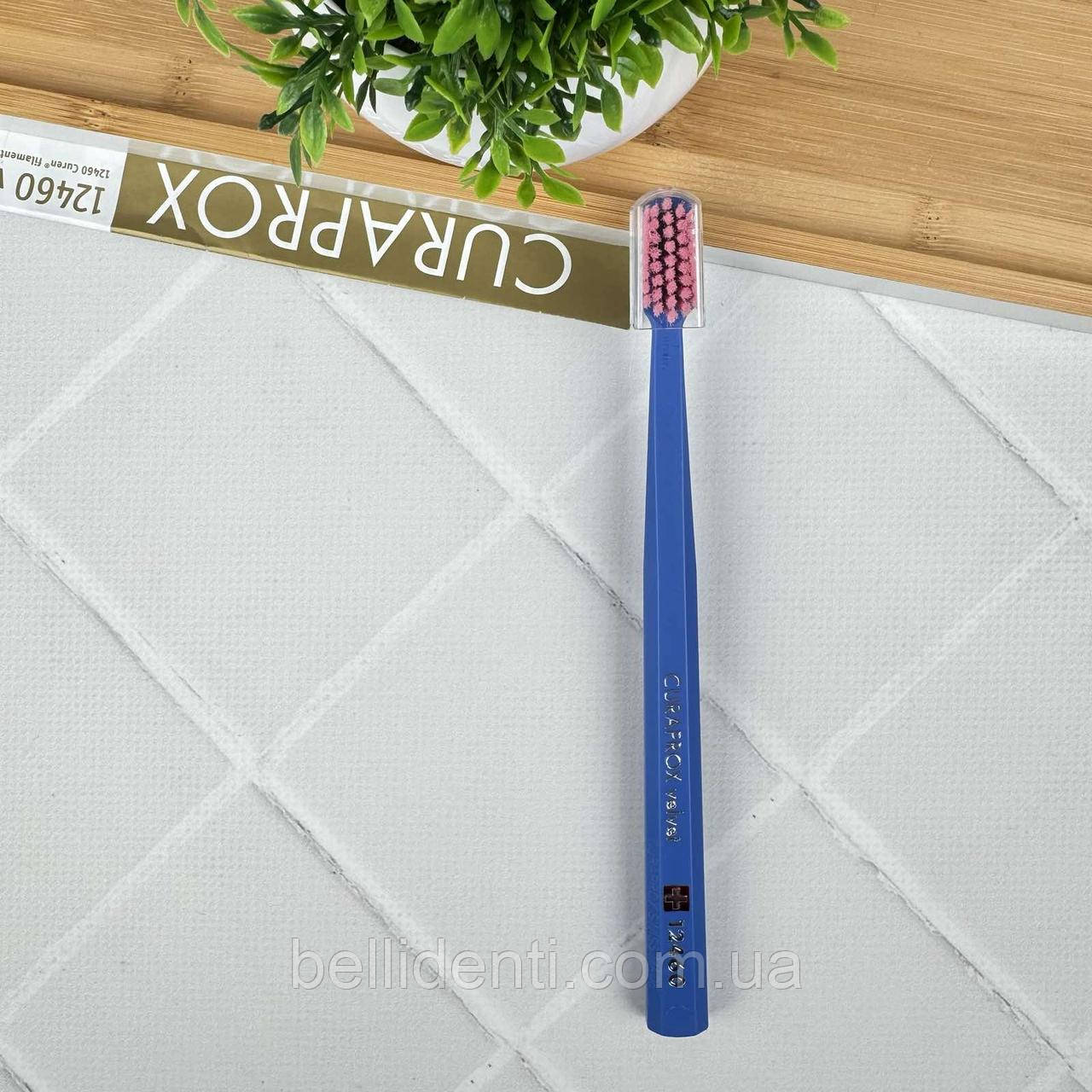 Зубна щітка Curaprox Velvet CS 12460 (темно-синя/рожева), 1 шт
