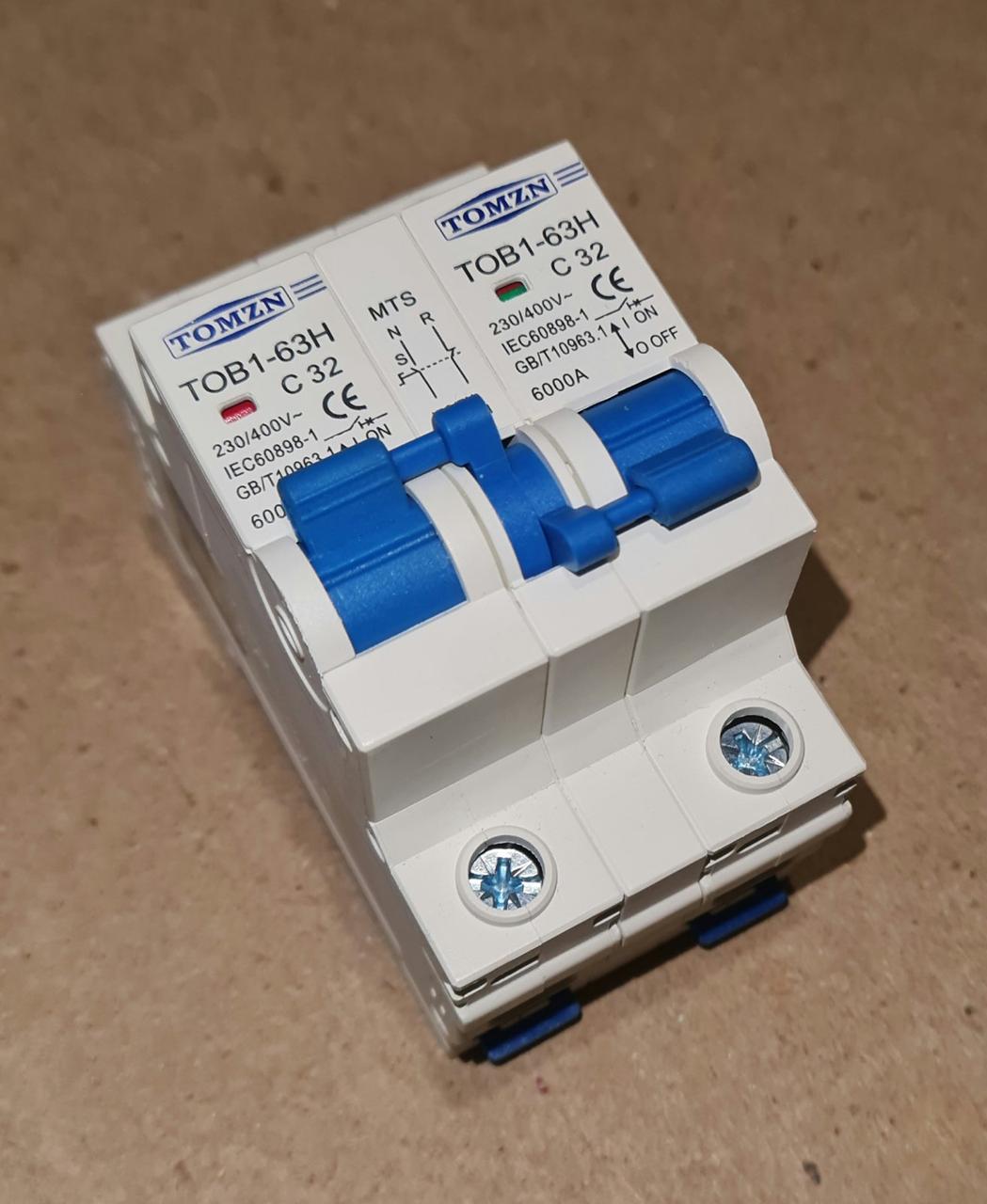 Ручний автоматичний перемикач TOB1-63H MTS 1+1/32А  С для двоканальної системи електроживлення, фото 1