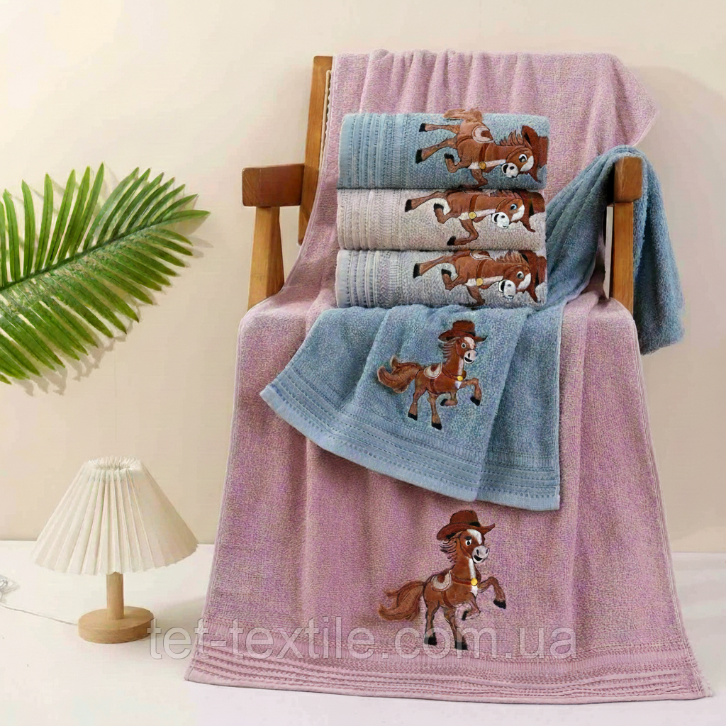 Рушник махровий банний Malloory Home конячка в капелюсі 70х140 см 4 штуки в пакованні