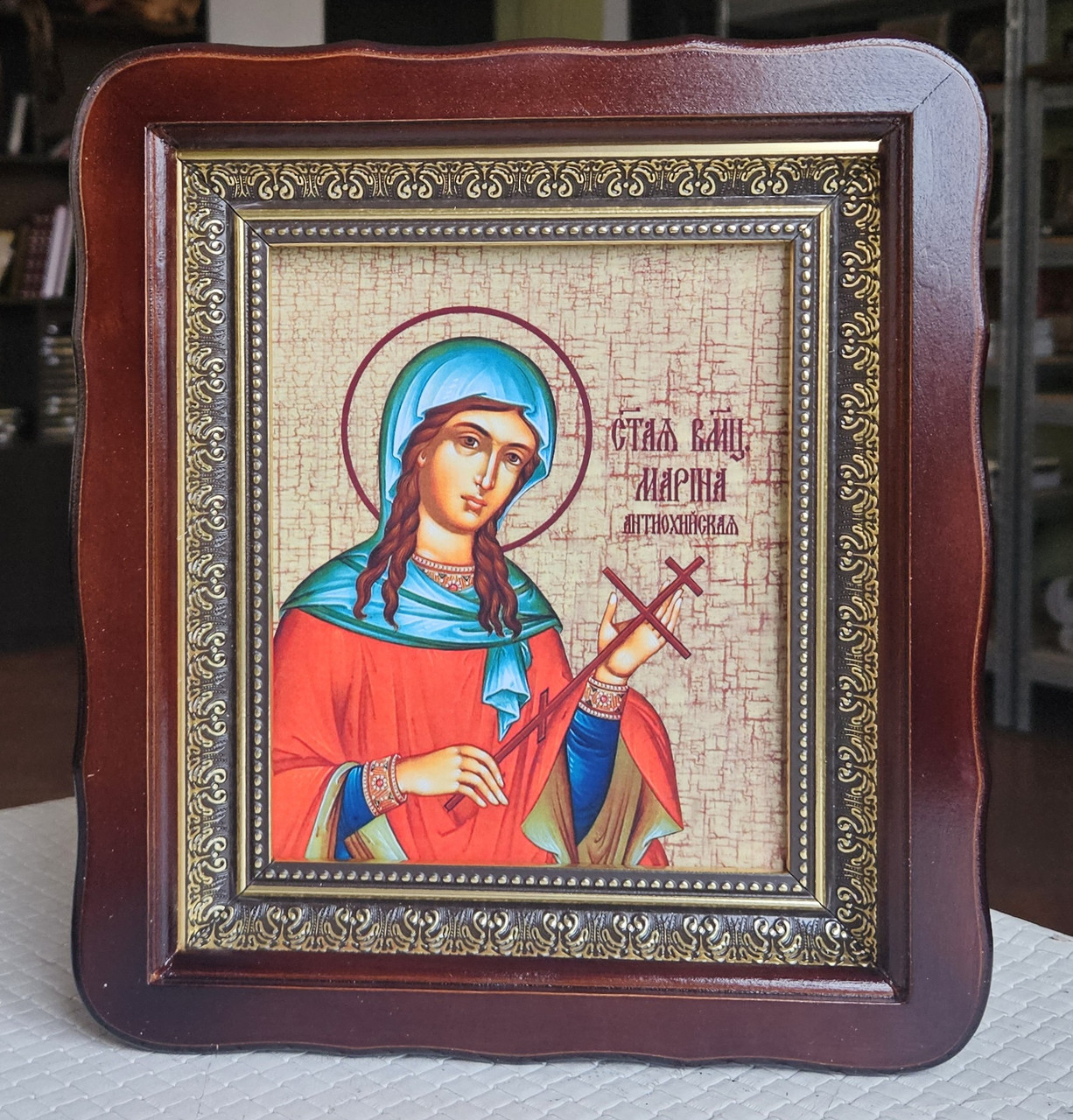 Ікона іменна Свята мучениця Маріна в темному фігурному дерев'яному кіоті під склом, розмір 26*23, сюжет 15*18, фото 1