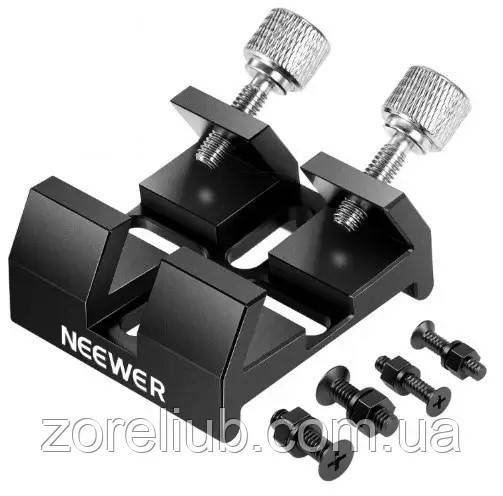 Універсальний затискач типу «ластівчин хвіст» з кріпленням на основу та двома гвинтами з накатаною головкою, фото 1