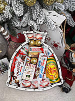 Оригинальный подарок девушке и жене на Николая и Новый год набор бокс сладостей с разными конфетами под елку