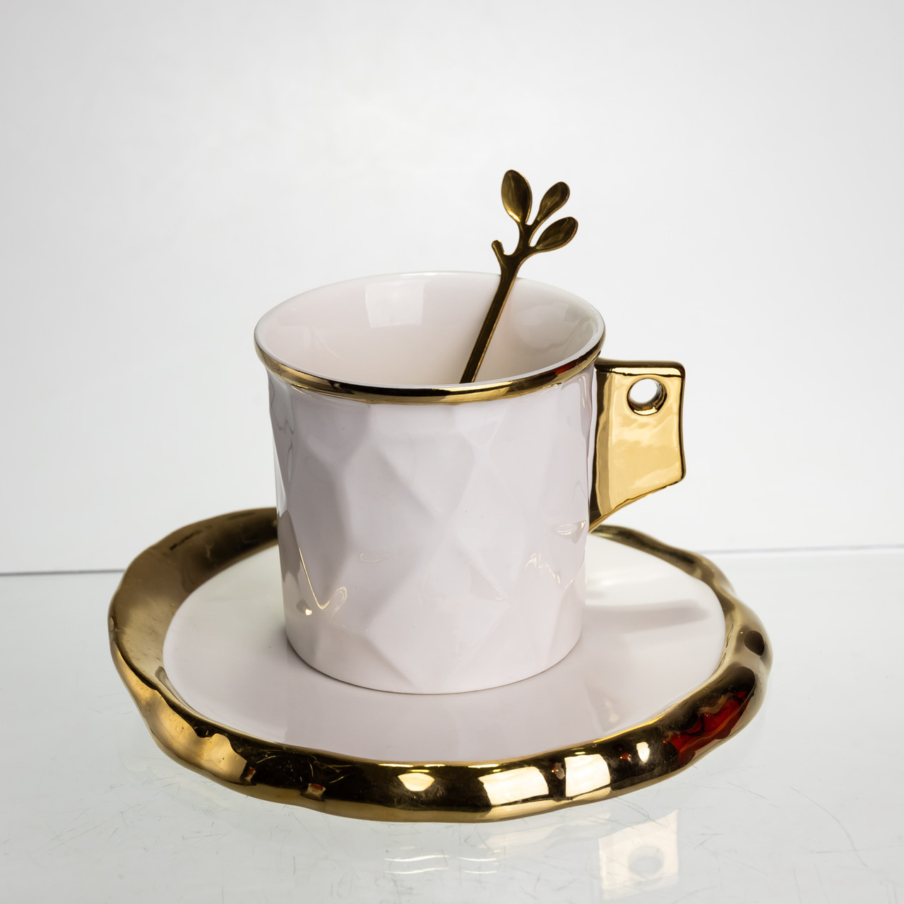 Чашка порцелянова для кави 200 (мл) з блюдцем і ложкою, гарна чашка в подарунок Білий із золотом FM-1B, фото 1