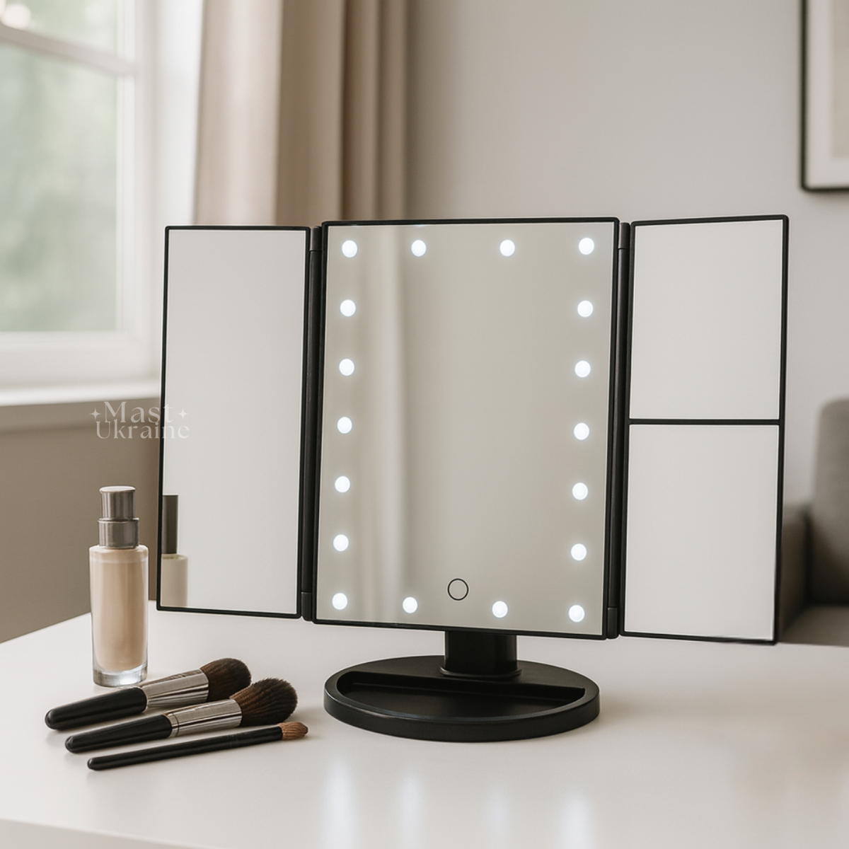 Дзеркало потрійне з підсвічуванням на підставці Superstar Magnifying Mirror зі збільшувальними секціями 2х/3х Чорне, MM-001-Black, фото 1