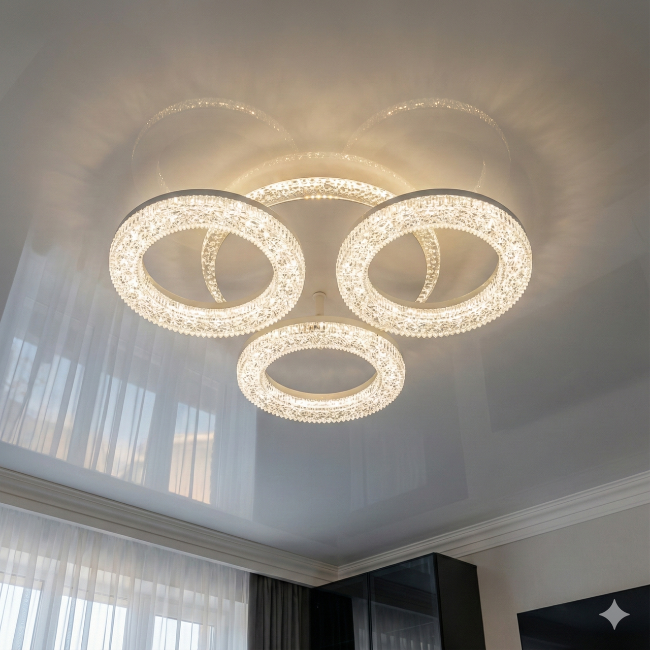 Світлодіодна люстра з пультом F+Light 84W до 18 м² колір Білий FP 23513-3H, фото 1