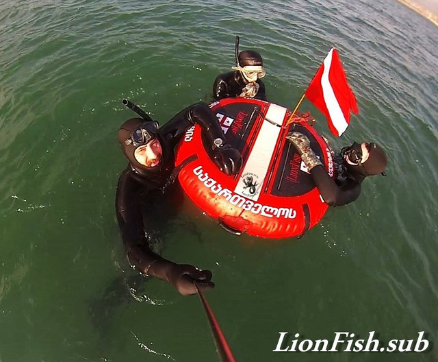 Буй LionFish.sub "Freedaiv" для указания места Погружений Подводного Охотника или Фридайвера
