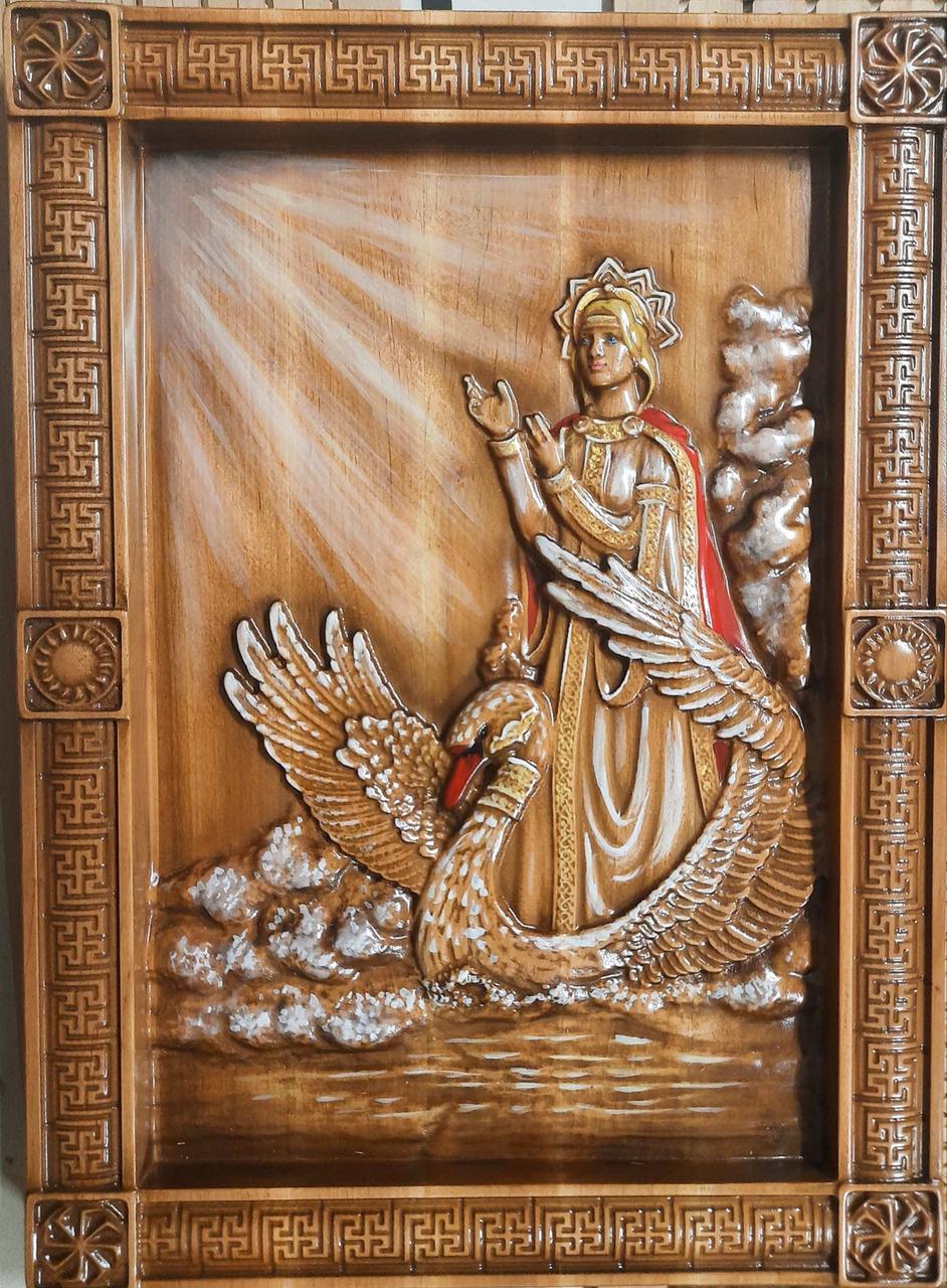 Панно "Лада" (39,5 29 2,5 см), дерев'яне, різьблене, вкрите патиною, лаком, емалями.