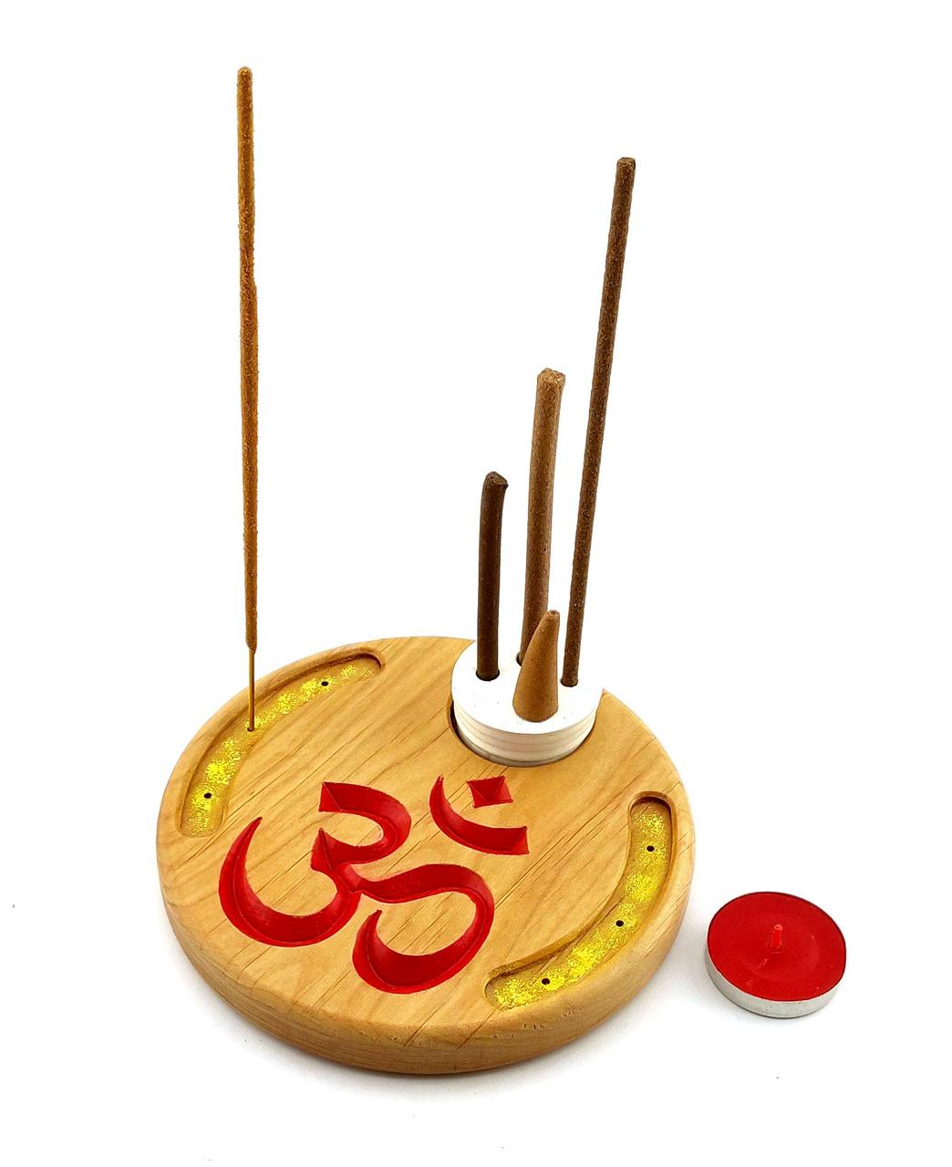 Підставка під пахощі "Ом" (d14смh1,8см) дерево, різьблена покрита емаллю та лаком.