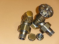 Комплект ретро кранів для під'єднання радіатора 1/2" кутовий flower bronze Carlo Poletti