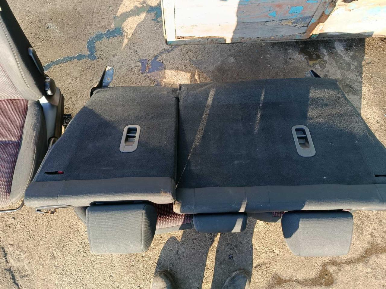 Вітаю зацікавлених на авто розборці Чемпіон !!!<br />
 Предметом оголошення є&nbsp;Сидіння Mazda 3 BK 03-09 Салон Мазда 3 Передні Задні<br />
 ціна за комплект<br />
 Фактичний стан на фото. Гарантія 14 днів на встановлення та перевірку<br />
 Висилаємо по всій Україні по передоплаті на транспортні витрати!<br />
 Наявність та асортимент на складі постійно змінюються.<br />
 Точні деталі уточняйте по телефону +380973363743 — фото 5