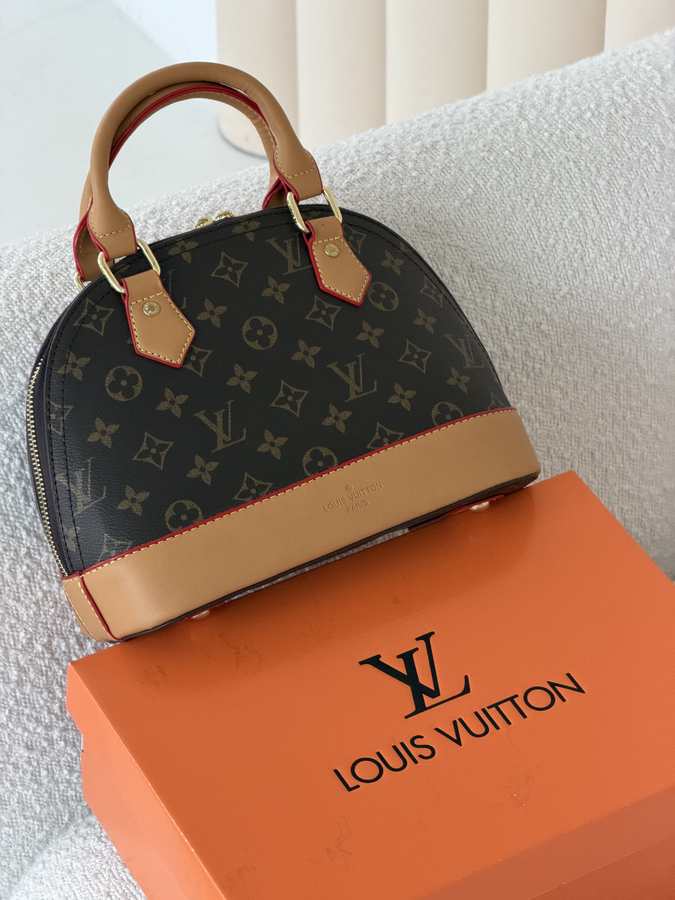 Жіноча сумка Louis Vuitton Alma BB коричневий + бежевий через плечі Луї Віттон Альма, фото 1