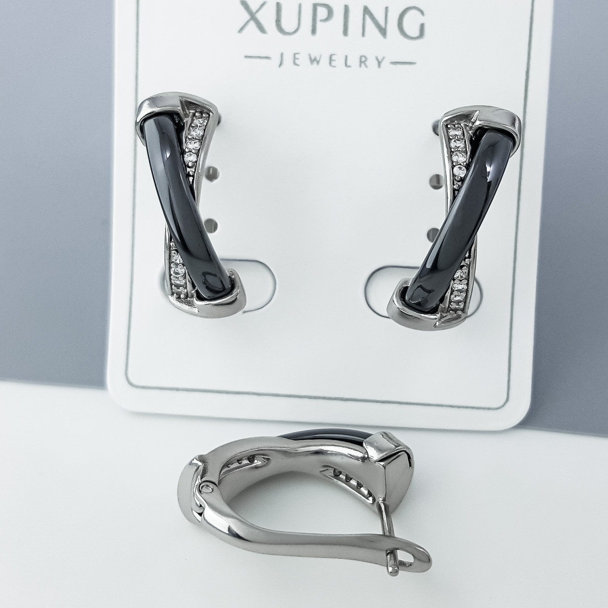 Сережки Доріжка з чорною керамікою; англійський замок; медсплав родій Xuping, фото 1