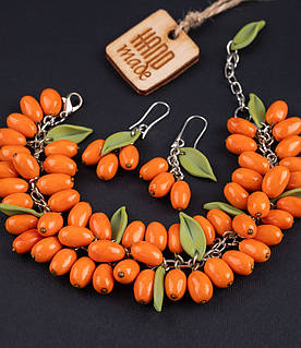 Браслет та сережки "Обліпиха" авторська робота з полімерної глини.