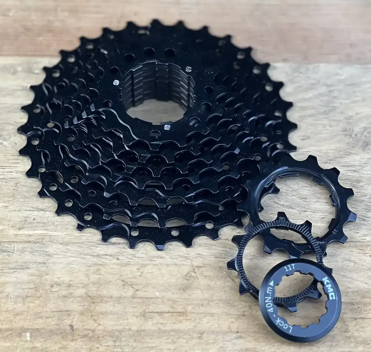 Касета на велосипед KMC REACT BCS09 HG 11/32Т 9 зірок, фото 1