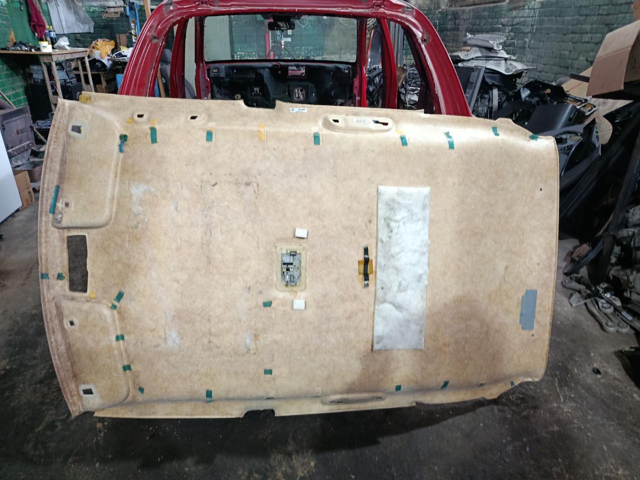 Вітаю зацікавлених на авто розборці Чемпіон !!!<br />
 Предметом оголошення є&nbsp;Потолок Mazda 3 Bk Обшивка Даху Хатчбек<br />
 Фактичний стан на фото. Гарантія 14 днів на встановлення та перевірку<br />
 Висилаємо по всій Україні по передоплаті на транспортні витрати!<br />
 Наявність та асортимент на складі постійно змінюються.<br />
 Точні деталі уточняйте по телефону +380973363743 — фото 2