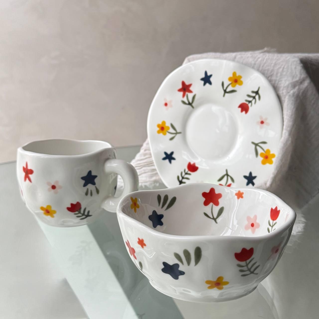 Чашка з блюдцем Набір посуду чашка і тарілка Чашка блюдце квіти Оригінальні Красиві чашки Чайні пари Набори для сніданку