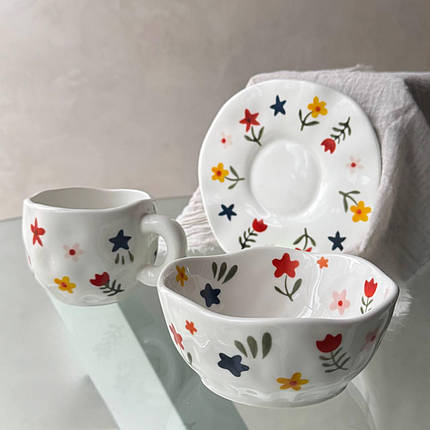 Чашка з блюдцем Набір посуду чашка і тарілка Чашка блюдце квіти Оригінальні Красиві чашки Чайні пари Набори для сніданку, фото 1