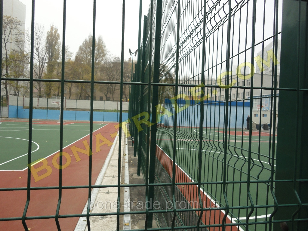 Панельні забірні сітки для дачі