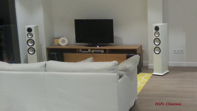 Monitor Audio Silver 8 Piano White HiFi Home Theater