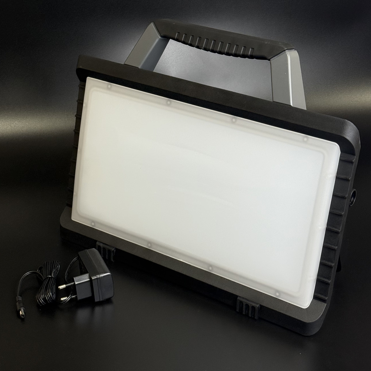 Світлодіодний прожектор LED WORKLIGHT VAL BAT PANEL 26W865 LEDV 6500К 3000Лм з акумулятором