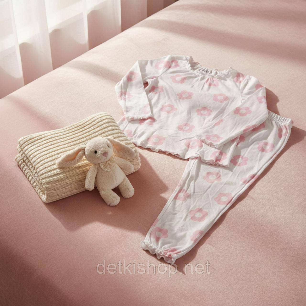 Піжама для дівчинки в квіточку 110 см (4–5 років)