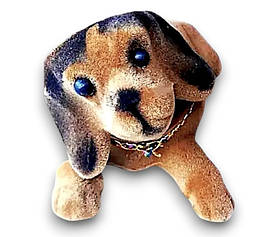 Собачка на торпеду автомобіля світло-коричнева