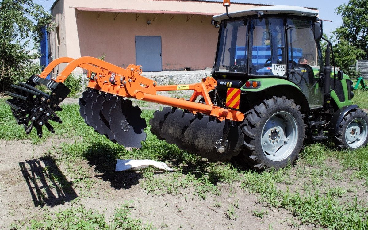 Борона дискова Таурус 1.8Н-01 / 2.4Н-01 / 2.8Н-01 TERFED | Легкий навісний дисковий агрегат з турбо-котком, фото 1