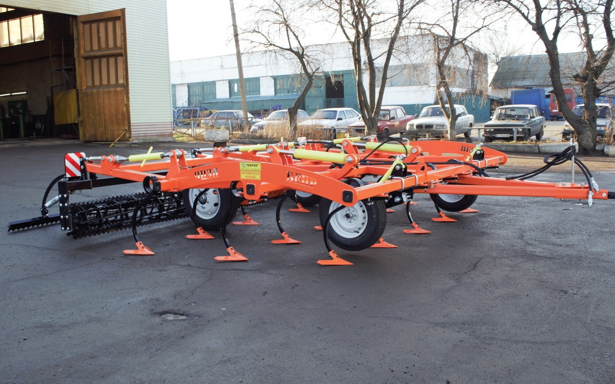 Культиватор причіпний Вепр 4,2П TERFED — передпосівний культиватор для МТЗ 80–110 к.с., фото 1