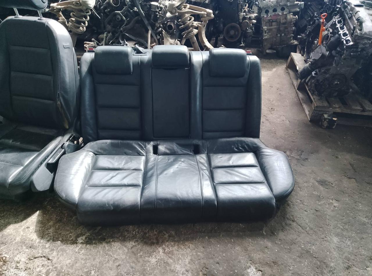<p>Вітаю зацікавлених на авто розборці Чемпіон !!!<br />
 Предметом оголошення є&nbsp;Сидіння Audi A4 B6 B7 Салон Ауді А4 Б6 Б7 Передні Задні Шкіряні</p>
 
 <p>Ціна вказана за комплект<br />
 Фактичний стан на фото. Гарантія 14 днів на встановлення та перевірку<br />
 Висилаємо по всій Україні по передоплаті на транспортні витрати!<br />
 Наявність та асортимент на складі постійно змінюються.<br />
 Точні деталі уточняйте по телефону +380973363743</p> — фото 2