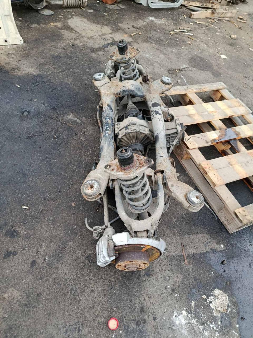 <p>Вітаю зацікавлених на авто розборці Чемпіон !!!<br />
 Предметом оголошення є&nbsp;Підрамник Задній Vw Passat B5 2.8 4x4 V6 Syncro</p>
 
 <p>Ціна вказана за комплект<br />
 Фактичний стан на фото. Гарантія 14 днів на встановлення та перевірку<br />
 Висилаємо по всій Україні по передоплаті на транспортні витрати!<br />
 Наявність та асортимент на складі постійно змінюються.<br />
 Точні деталі уточняйте по телефону +380973363743</p> — фото 3