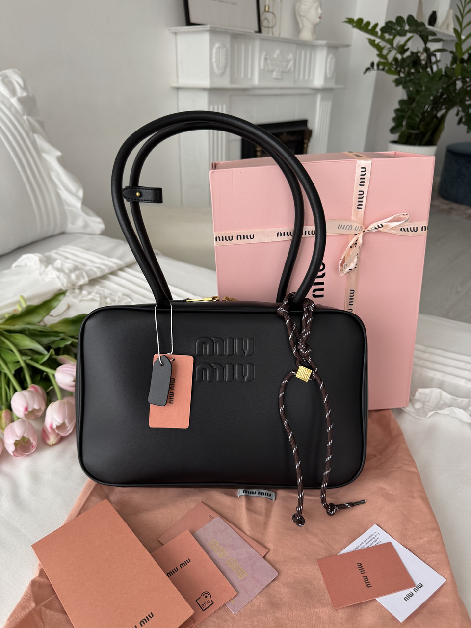 Miu Miu Black, фото 1