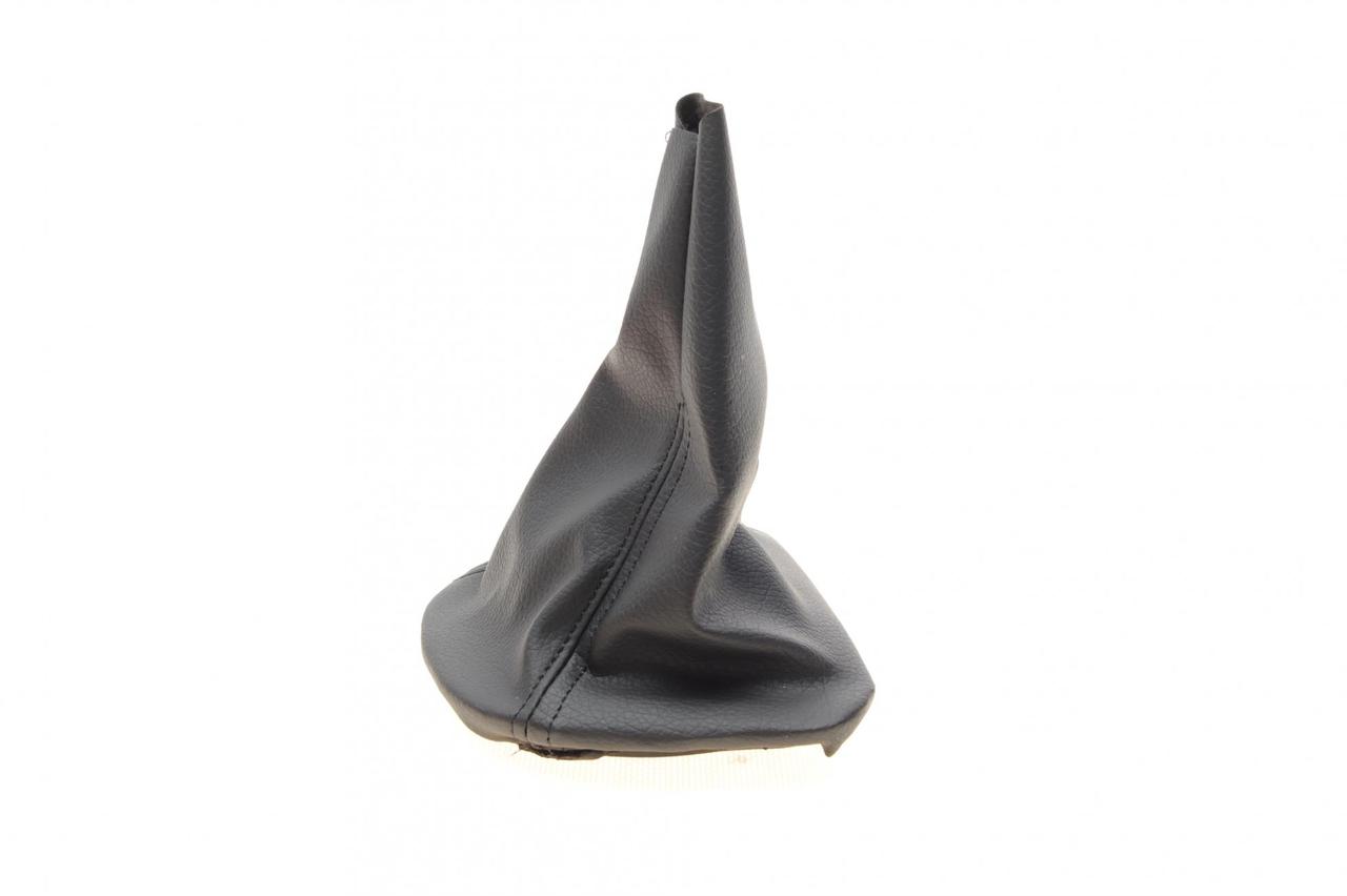 Пильовик важеля МКПП Mercedes Benz W639 03-14, AutoTechteile, 100 2622, 639 267 04 97