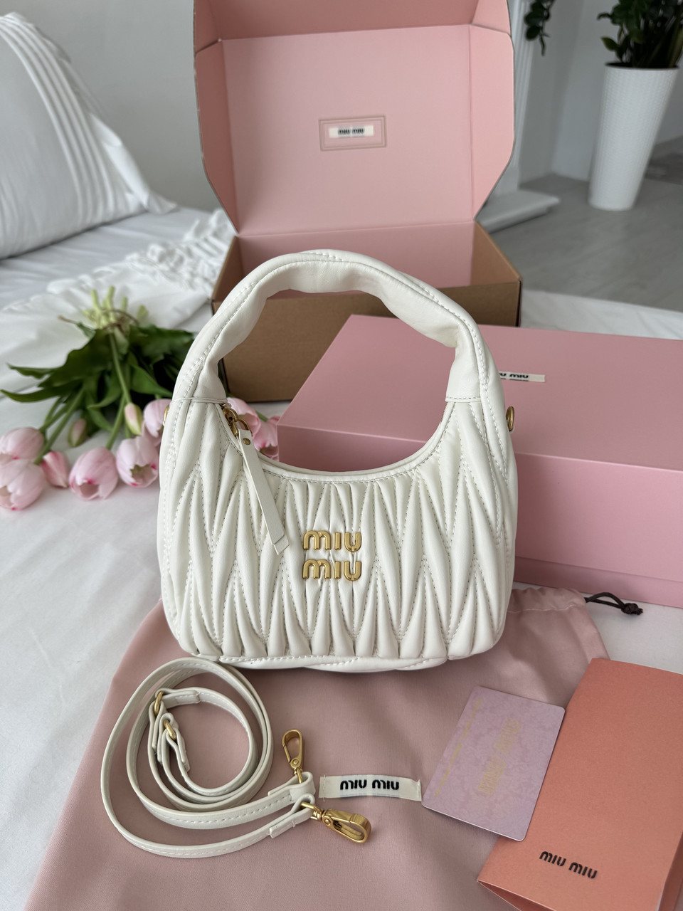 Miu Miu Milk, фото 1