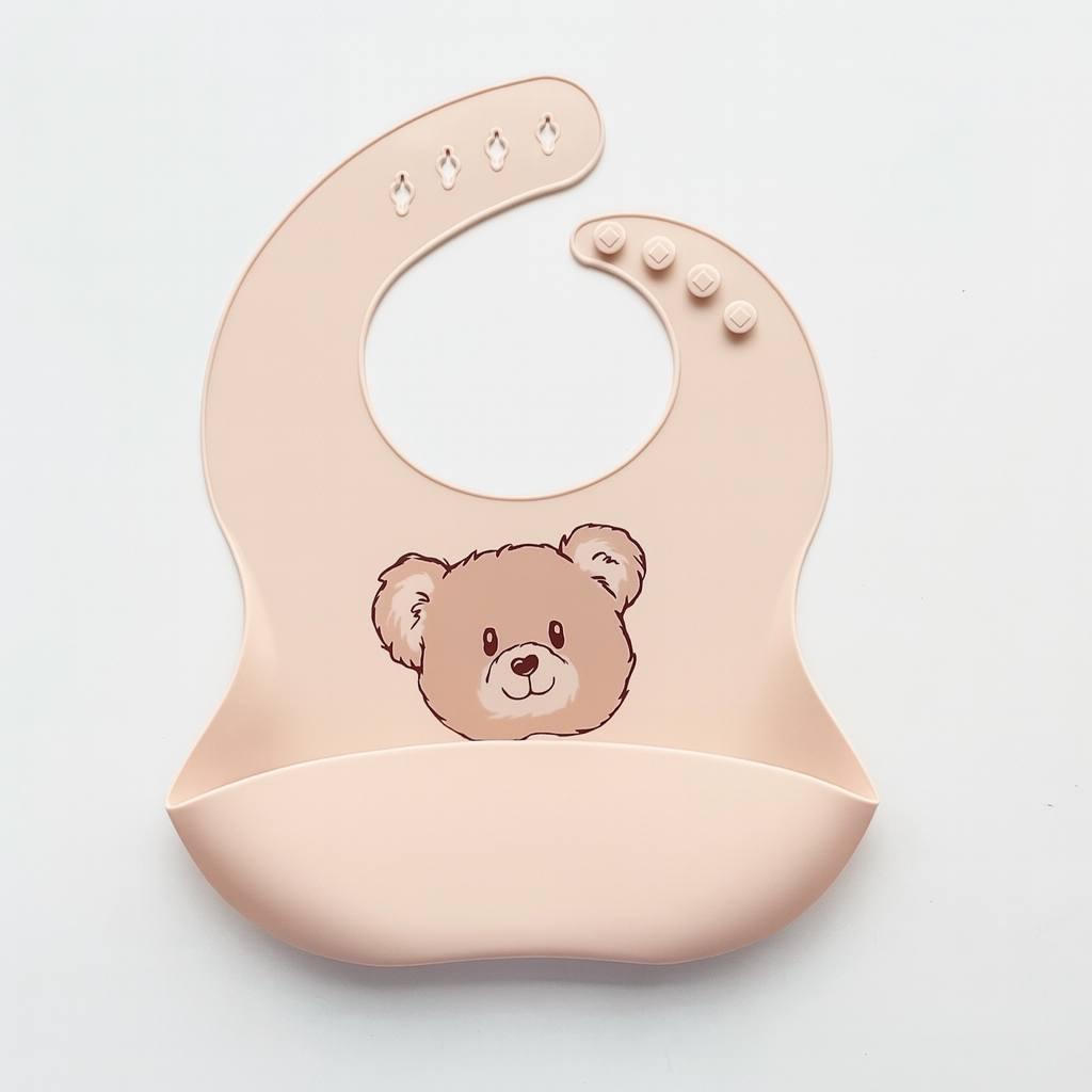 Силіконовий слюнявчик принт Ведмедик мордочка (бежевий), нагрудник для годування з кишенею, фото 1