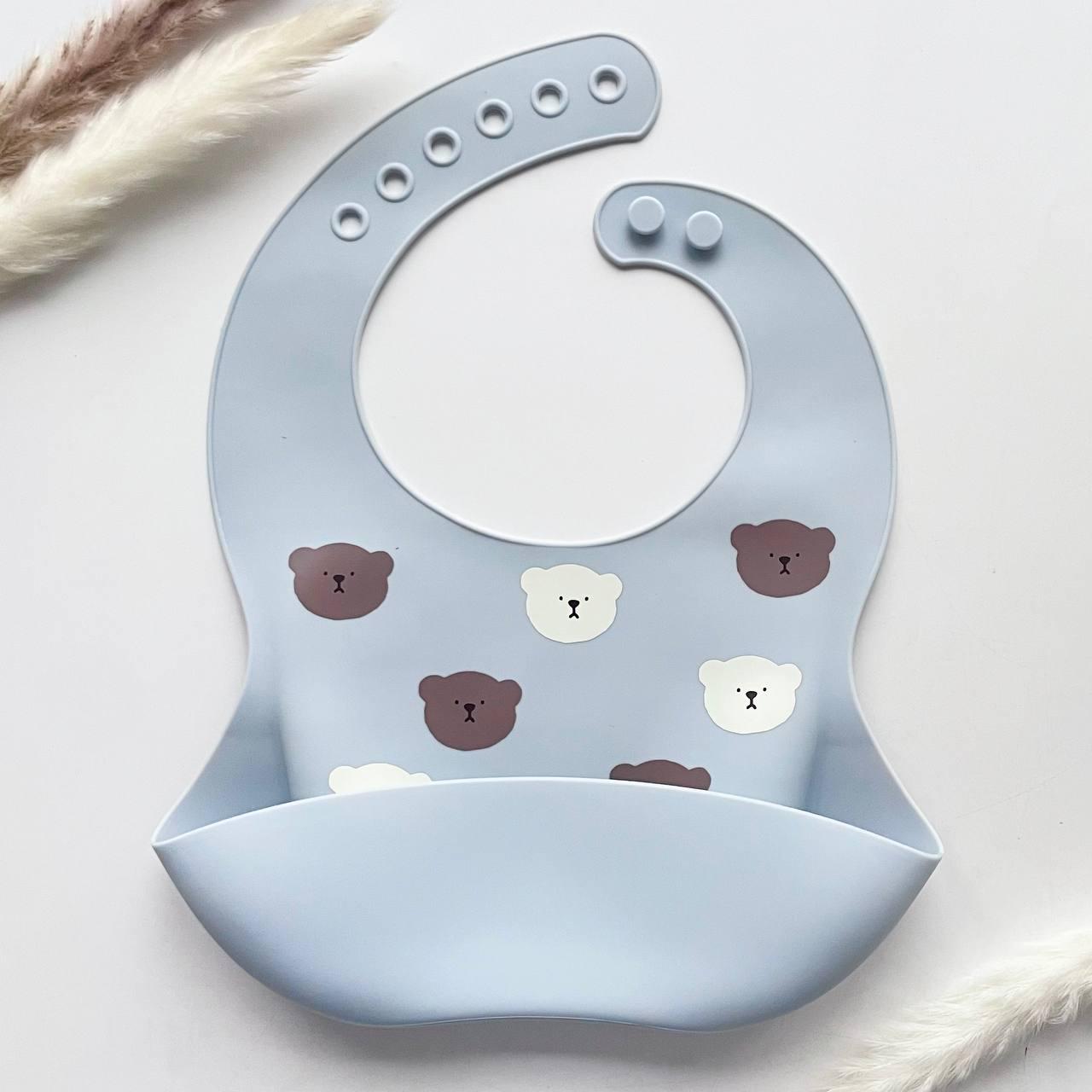Силіконовий слюнявчик принт Ведмедики (циркон), нагрудник для годування з кишенею, фото 1