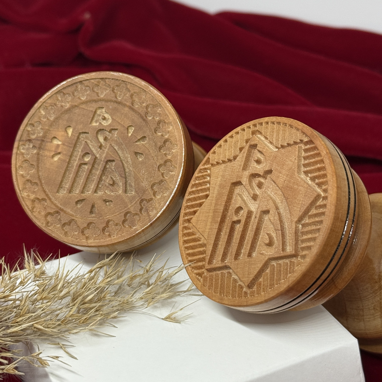 Двостороння дерев'яна печатка для просфор (Богородична та Христова) 55 мм, фото 1