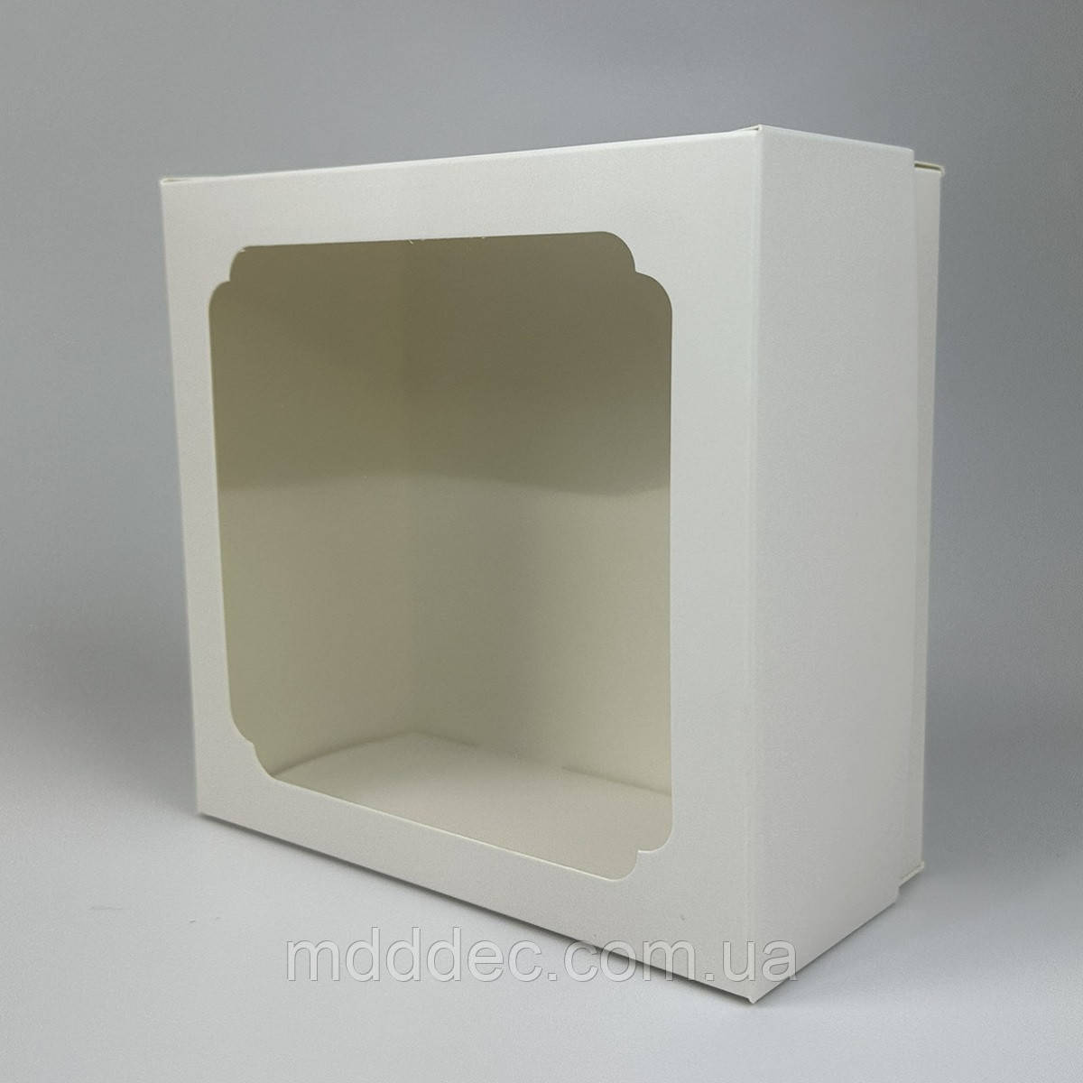 Картонна коробка для бенто торта 15×15×7 см з прозорим вікном