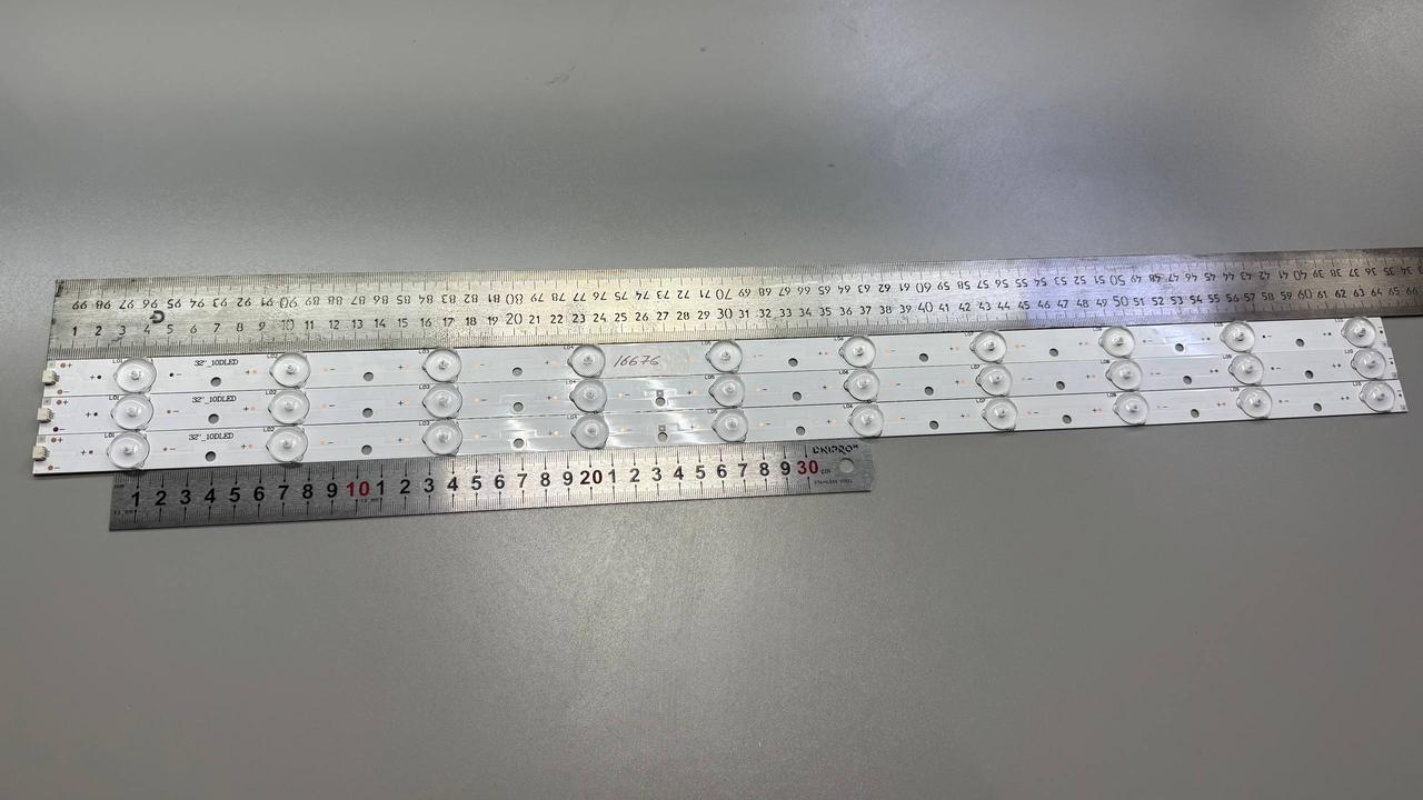 Комплект планок 32" LED315D10-ZC14-07(B) LED315D10-07(B) (3 планки по 10 LED 3V 635 mm) Алюміній, фото 1