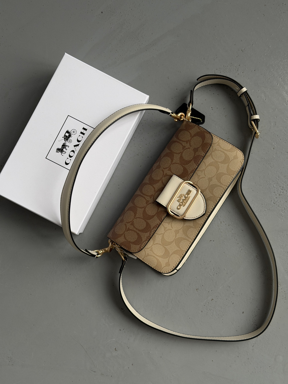 Сумочка Coach Morgan молочна Е, фото 1