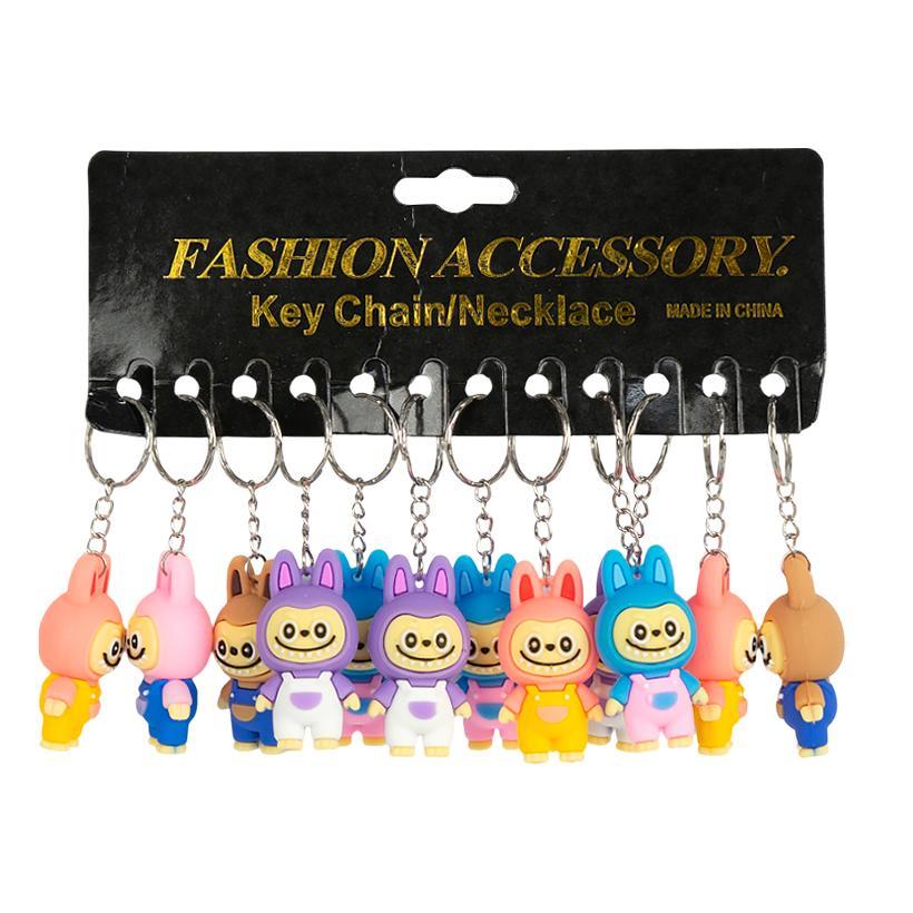 Брелок гумовий Labubu у комбінезоні, фото 1