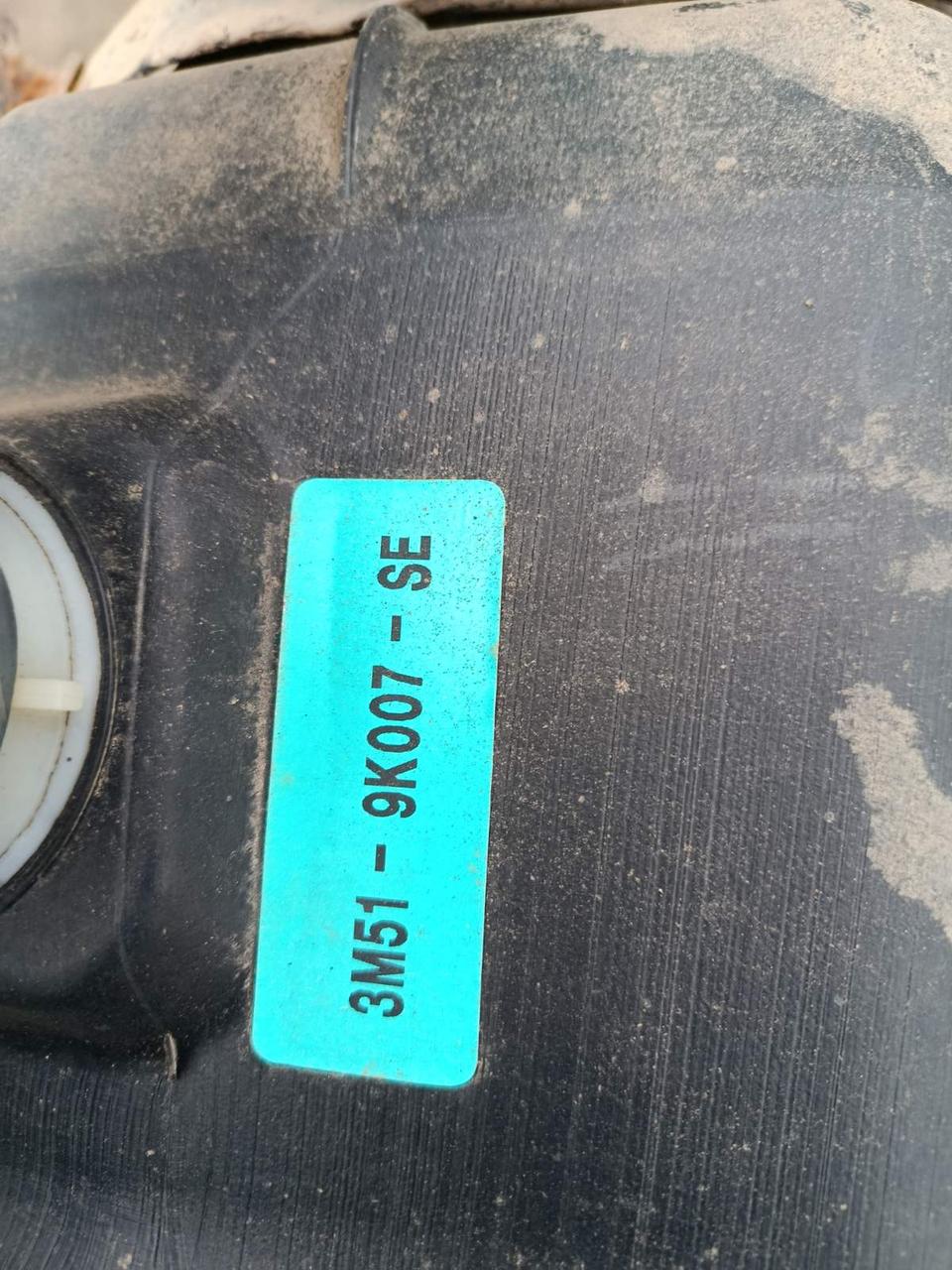 Вітаю зацікавлених на авто розборці Чемпіон !!!<br />
 Предметом оголошення є&nbsp;Бак Паливний Ford Focus 2 Бензобак C Max 3M519002SB 3M519K007SE<br />
 Фактичний стан на фото. Гарантія 14 днів на встановлення та перевірку<br />
 Висилаємо по всій Україні по передоплаті на транспортні витрати!<br />
 Наявність та асортимент на складі постійно змінюються.<br />
 Точні деталі уточняйте по телефону +380973363743 — фото 3