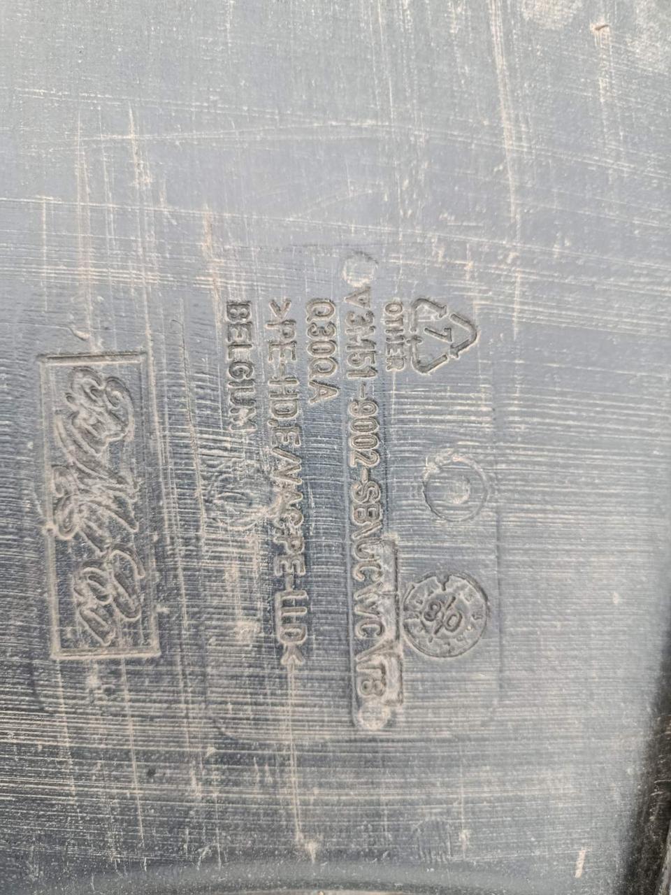 Вітаю зацікавлених на авто розборці Чемпіон !!!<br />
 Предметом оголошення є&nbsp;Бак Паливний Ford Focus 2 Бензобак C Max 3M519002SB 3M519K007SE<br />
 Фактичний стан на фото. Гарантія 14 днів на встановлення та перевірку<br />
 Висилаємо по всій Україні по передоплаті на транспортні витрати!<br />
 Наявність та асортимент на складі постійно змінюються.<br />
 Точні деталі уточняйте по телефону +380973363743 — фото 4