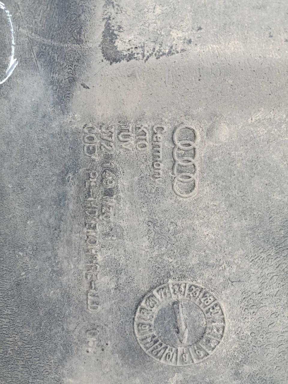 Вітаю зацікавлених на авто розборці Чемпіон !!!<br />
 Предметом оголошення є&nbsp;Бак Паливний Audi A4 B6 B7 1.9 Бензобак 372149&nbsp;<br />
 Фактичний стан на фото. Гарантія 14 днів на встановлення та перевірку<br />
 Висилаємо по всій Україні по передоплаті на транспортні витрати!<br />
 Наявність та асортимент на складі постійно змінюються.<br />
 Точні деталі уточняйте по телефону +380973363743 — фото 3