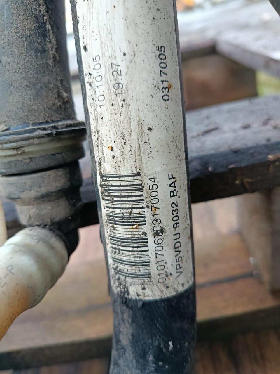 Вітаю зацікавлених на авто розборці Чемпіон !!!<br />
 Предметом оголошення є&nbsp;Бак Паливний Vw Passat B6 1.6 Fsi Бензобак 3C0201055AH<br />
 Фактичний стан на фото. Гарантія 14 днів на встановлення та перевірку<br />
 Висилаємо по всій Україні по передоплаті на транспортні витрати!<br />
 Наявність та асортимент на складі постійно змінюються.<br />
 Точні деталі уточняйте по телефону +380973363743 — фото 2