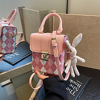 Маленька дитяча сумочка з іграшкою брелоком, міні сумка для дівчаток з зайчиком